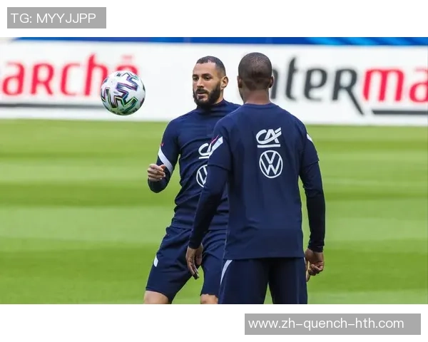 本泽马松口谈法国队回归：世界杯呼唤必应战